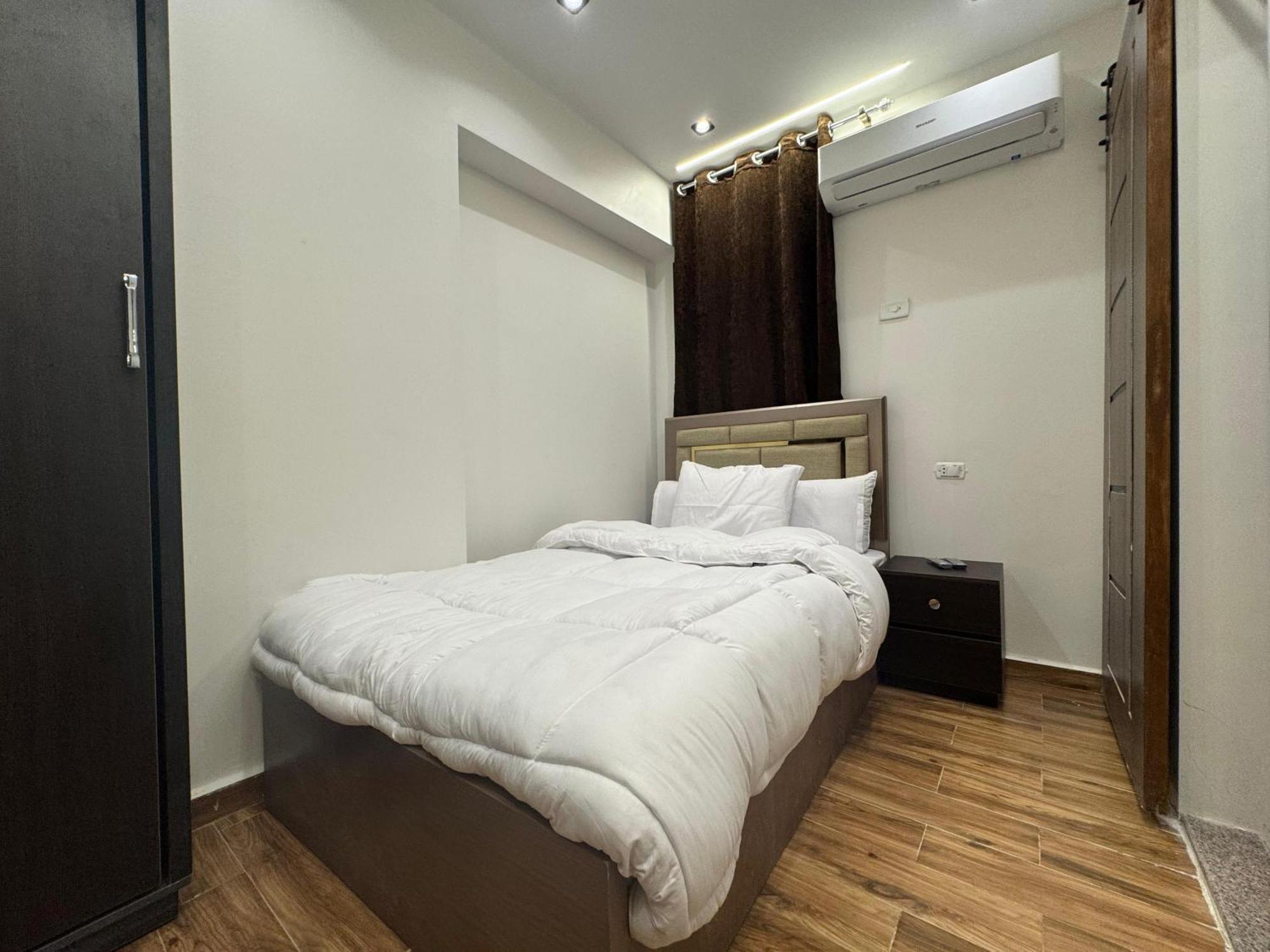 New White Pyramids Inn Ghatati エクステリア 写真