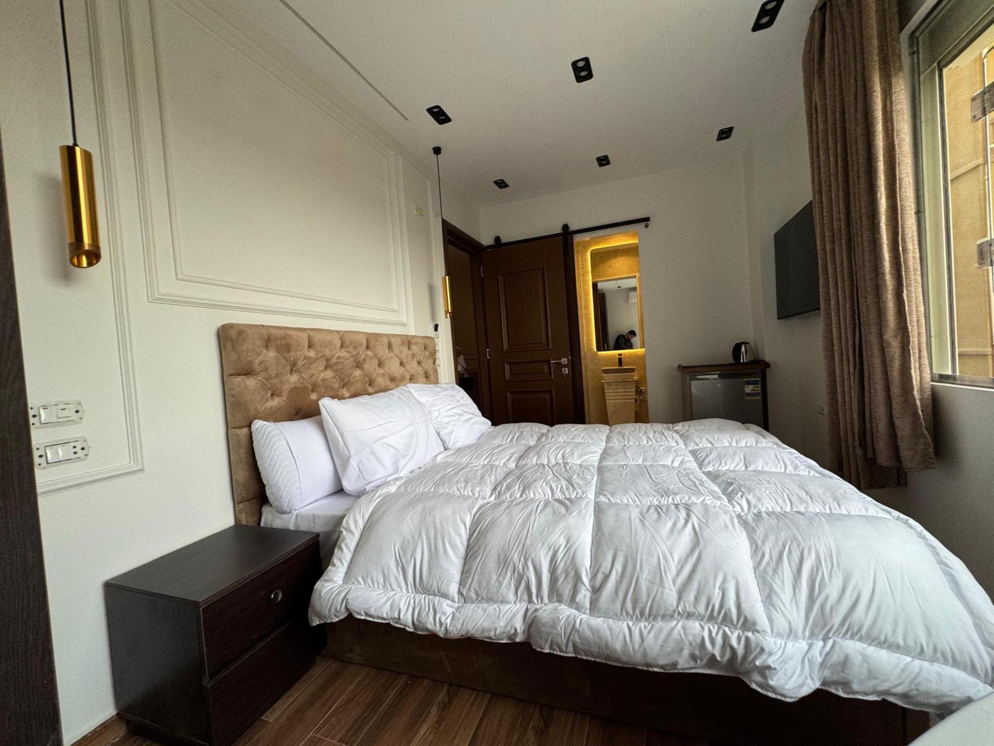 New White Pyramids Inn Ghatati エクステリア 写真