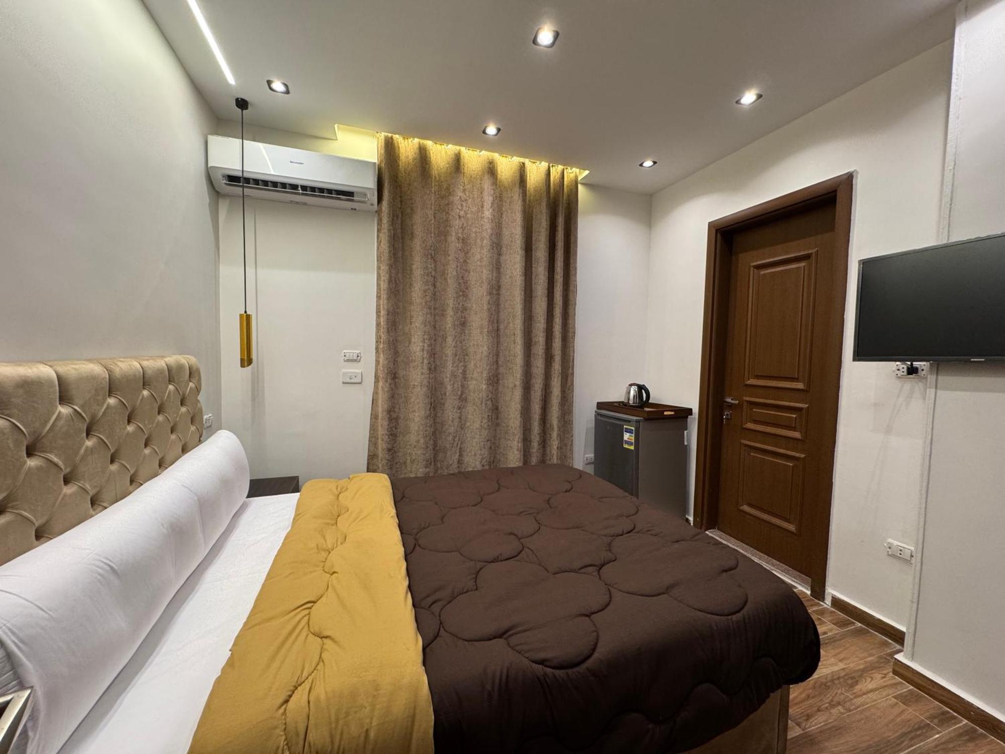 New White Pyramids Inn Ghatati エクステリア 写真